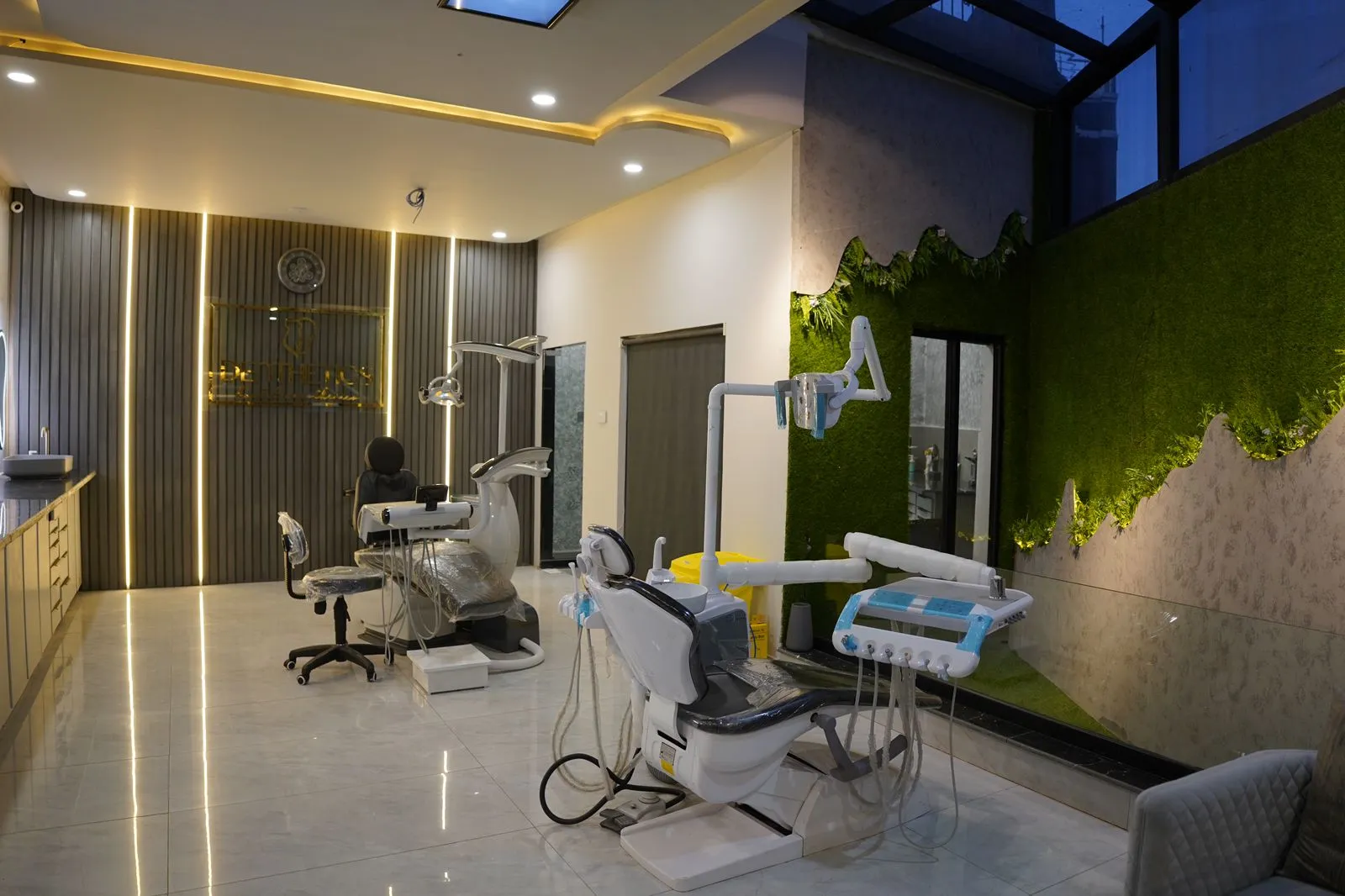dentist in gujranwala